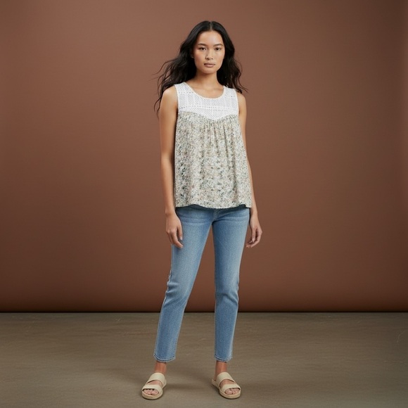 Wonderly Tops - Wonderly Floral Sleeveless Blouse with White Lace